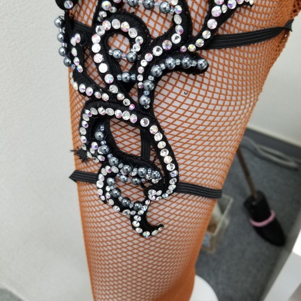 ハンドメイド　飾り付モチーフレース　ヘアアクセサリー　洋服につける　フィギュアスケート　フラメンコ　ベリーダンス　新体操　バトン　舞台衣装に使えるモチーフレース