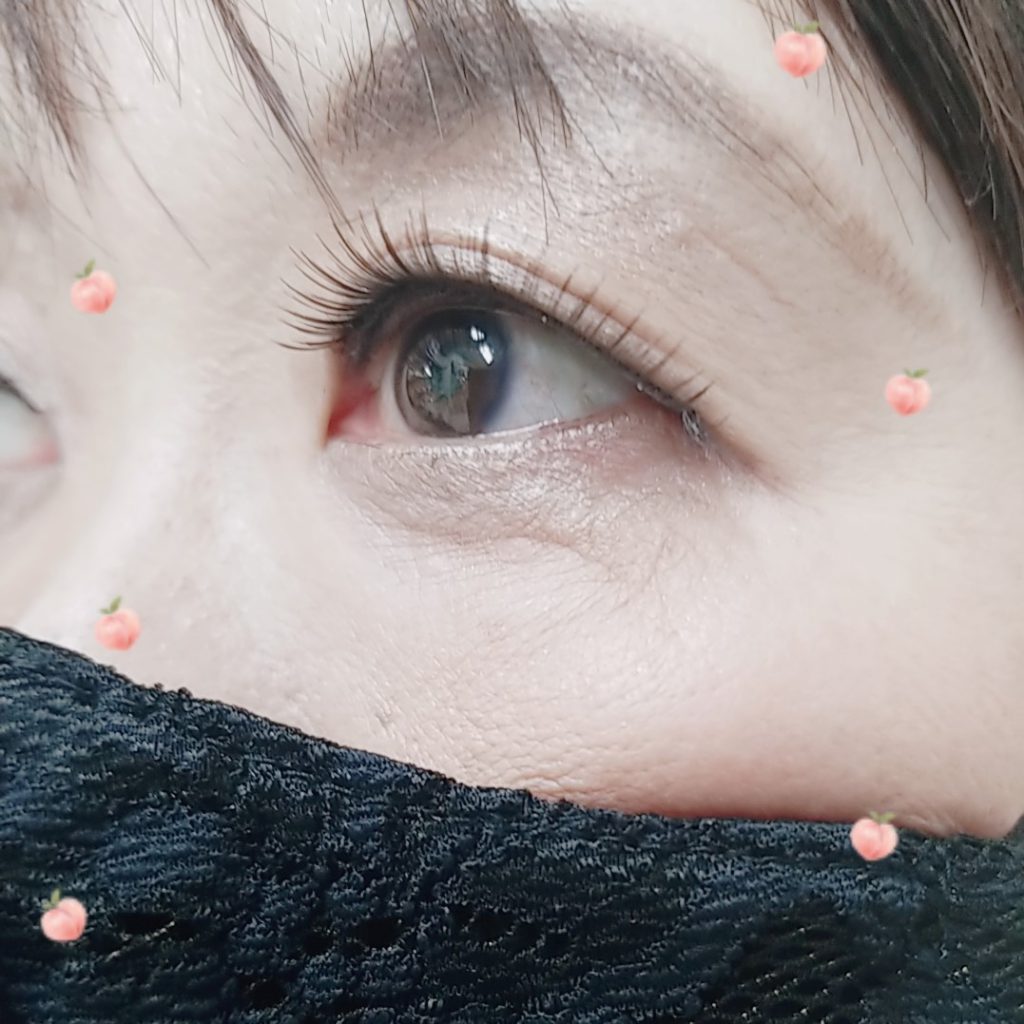 ボリュームアップするつけまつげ　ナチュラルなつけまつげ　のり付つけまつげ　プリマラッシュ　何度も繰り返し使えるつけまつげ　ケース付きつけまつげ
