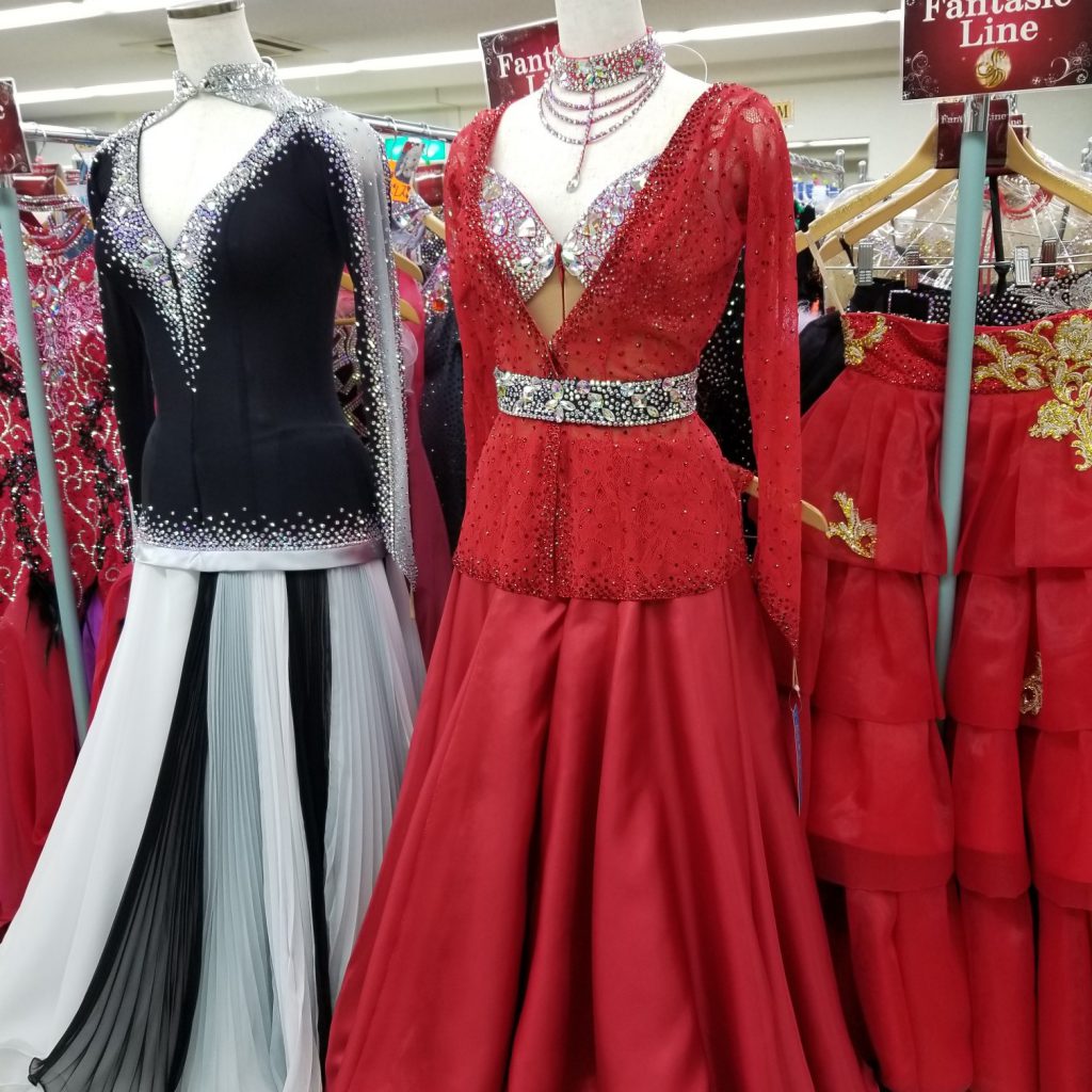 白樺ドレスセール　白樺ドレスバーゲン　白樺ドレスオンラインショップ　お正月セール　社交ダンスドレスセール　
