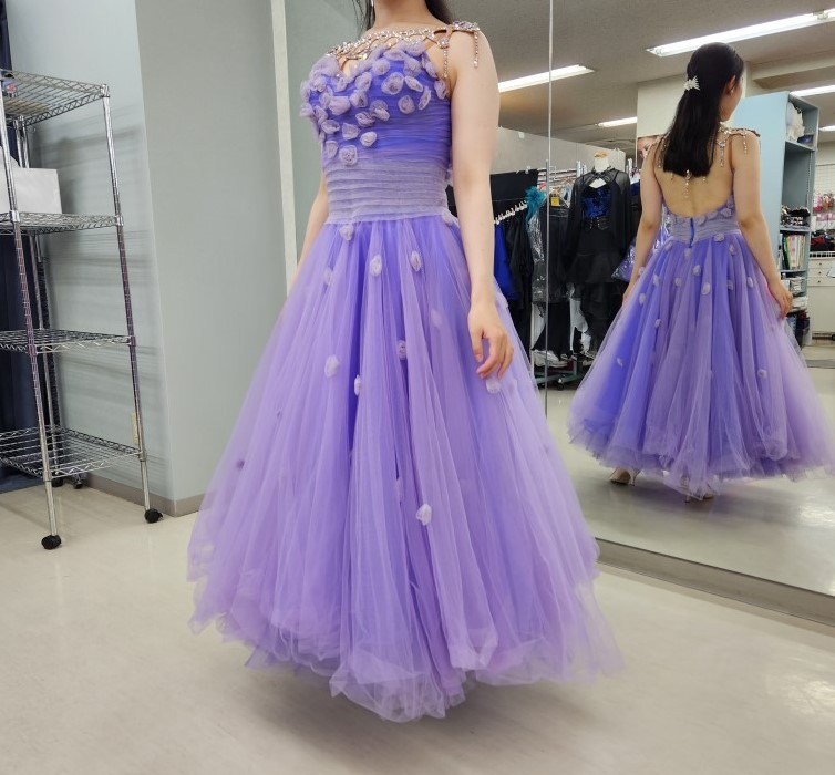 社交ダンスドレスリメイク　社交ダンスドレスリフォーム　社交ダンスドレスお直し　白樺ドレスのリフォーム