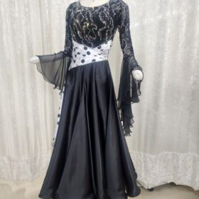【試着・レンタル・購入】黒のSサイズパソドレス - 画像 (2)