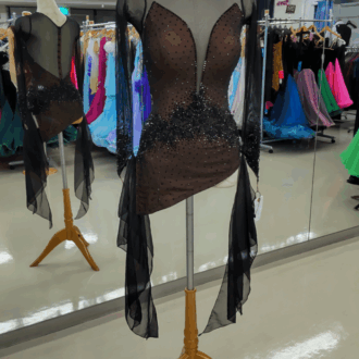 社交ダンスドレスのリメイク・リフォーム完全ガイド｜白樺ドレスが教える【もう一度輝かせる方法】