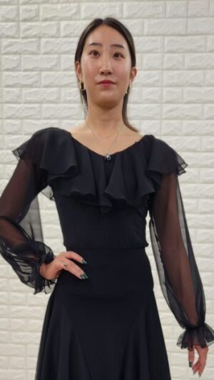 T-5　フリルジョーゼットレディーストップス　社交ダンスウェア