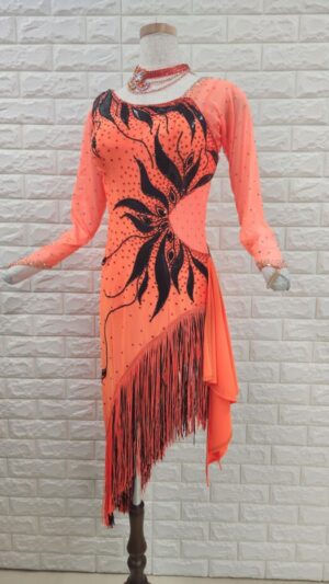 【試着・購入】社交ダンスドレス　委託　MLサイズ　オレンジ　ラテンドレスNo.65