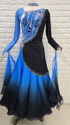 【試着・レンタル・購入】社交ダンスドレス　MLサイズ　ロイヤルブルー　スタンダードドレス925-ML