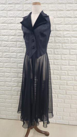 社交ダンス用　レディースロングベスト　オーバースカート付衣装　ブラックLV4